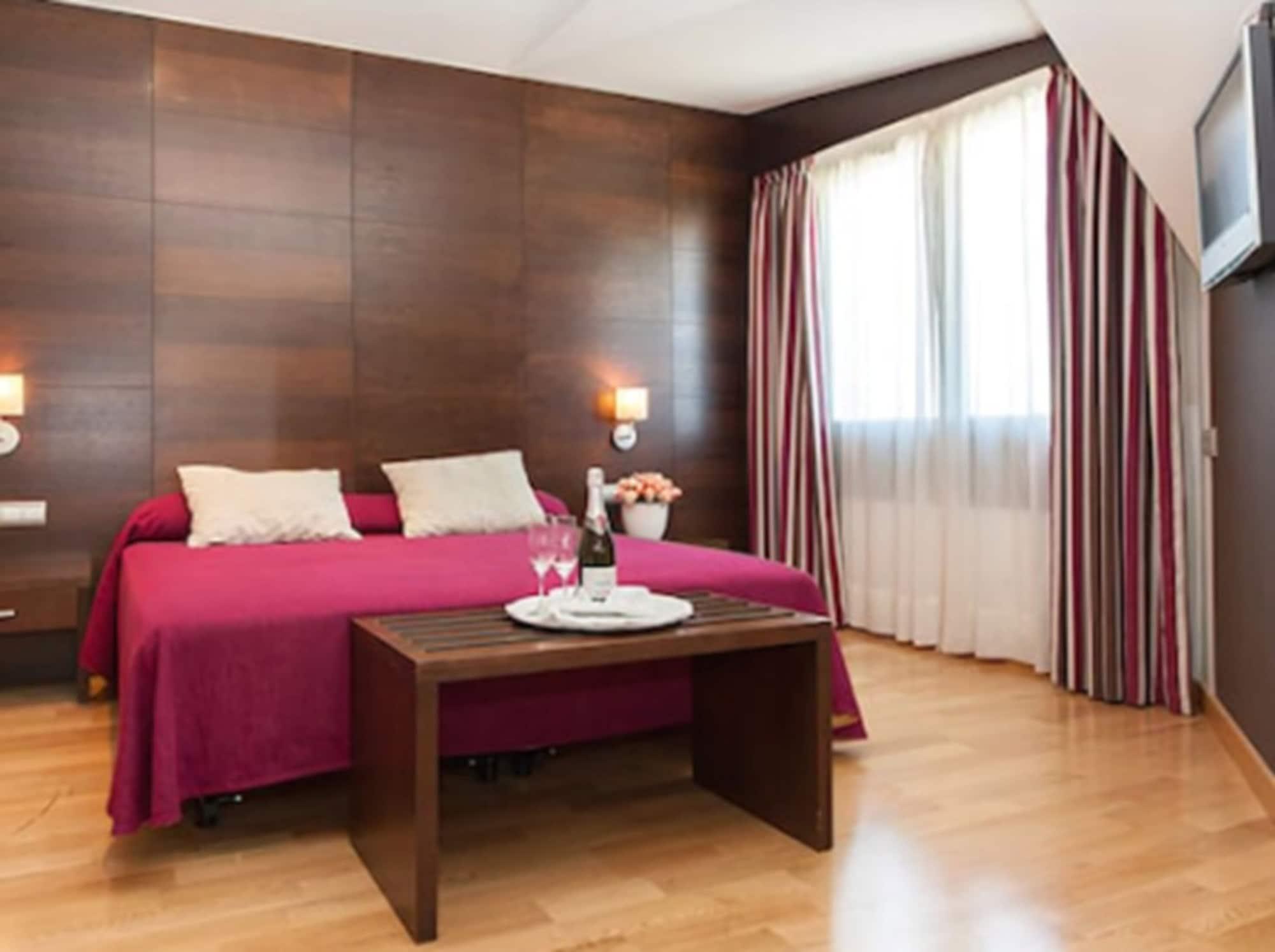 Hotel Fc Villalba Колладо-Виллалба Экстерьер фото