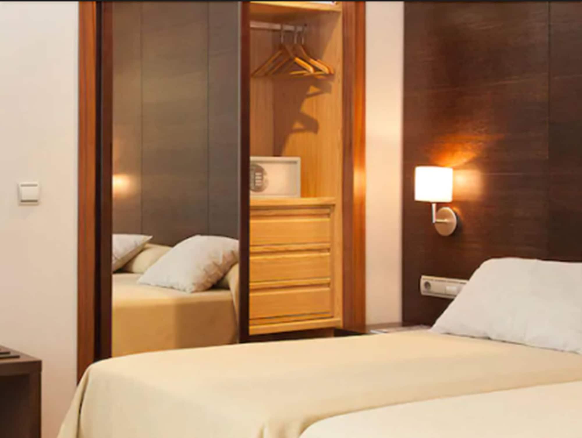 Hotel Fc Villalba Колладо-Виллалба Экстерьер фото