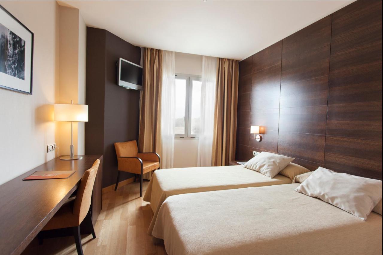 Hotel Fc Villalba Колладо-Виллалба Экстерьер фото