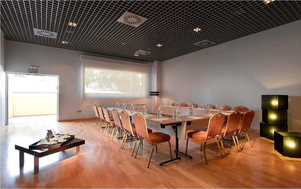 Hotel Fc Villalba Колладо-Виллалба Экстерьер фото